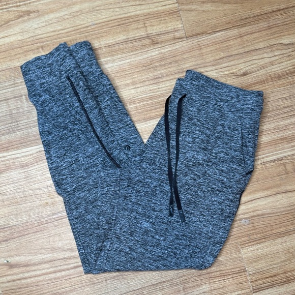 Lululemon Ready to Rulu Fleece Jogger Heathered Black Size 8 - Picture 10 of 16